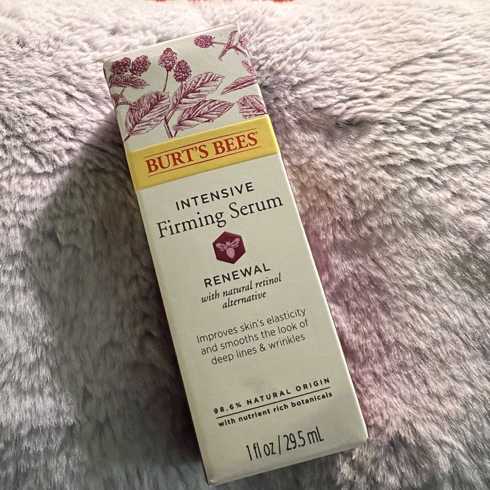 NIB Burt’s Bees intensive firming serum 1 oz
